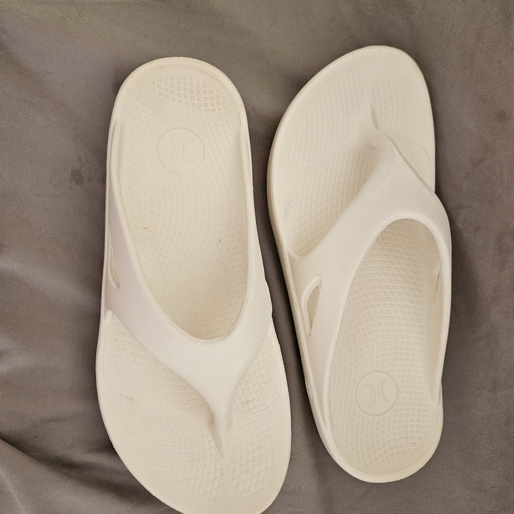 Stylish White Flip Flop Sandals